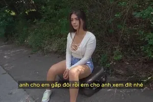 Nhìn thầy cô giáo mà mình thầm yêu vụng trộm, cậu học trò quyết định tống tình